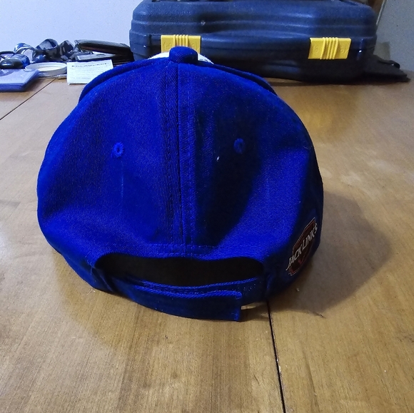 Blue Jays autographed hat - Picture 4 of 4